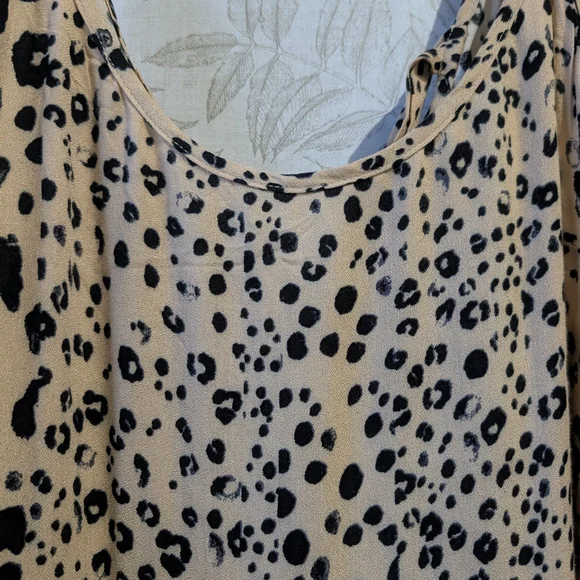 Leopard Print Halter Dress - Picture 10 of 11